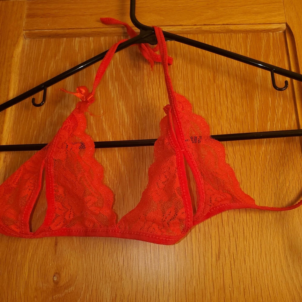 Red lingerie set